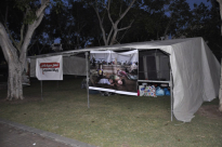 بالفيديو: حملة جمع التبرعات لأهلنا في سوريا مستمرة في خيمة حديقة العجمي بيافا